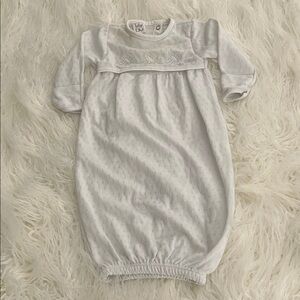 👶🏻Vintage Baby Dior white romper sleeper gown